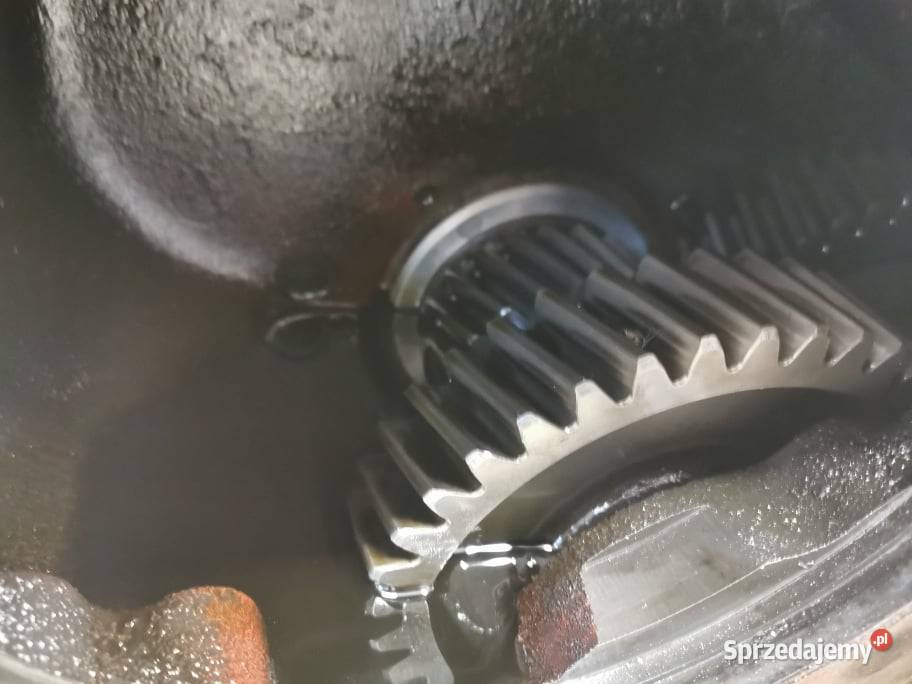 Merlo P 3212 Reduktor Pozostałe Wilkowo sprzedam