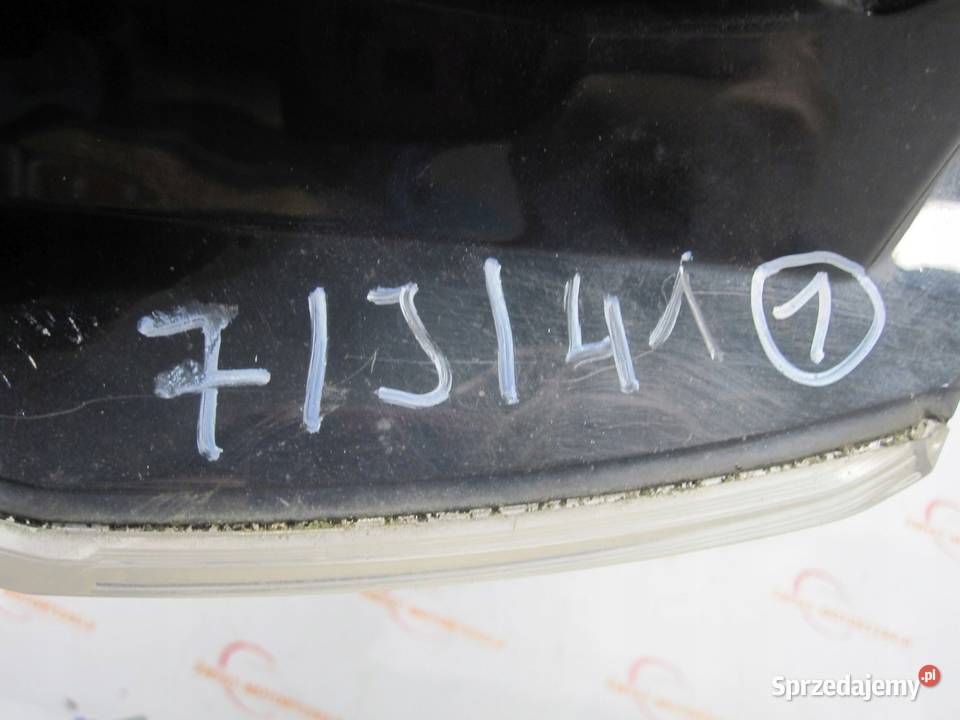 OUTLANDER II 08r lampa prawa tył 22087813 świętokrzyskie Kielce sprzedam