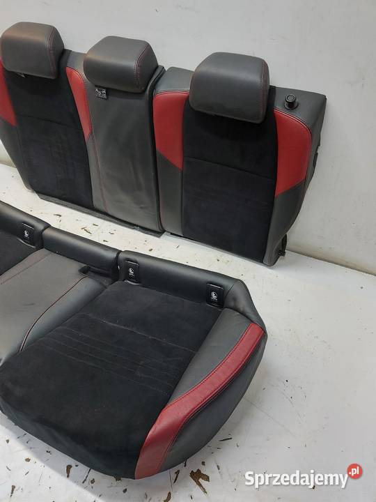 Subaru WRX STI 2015 fotele kanapa alcantara