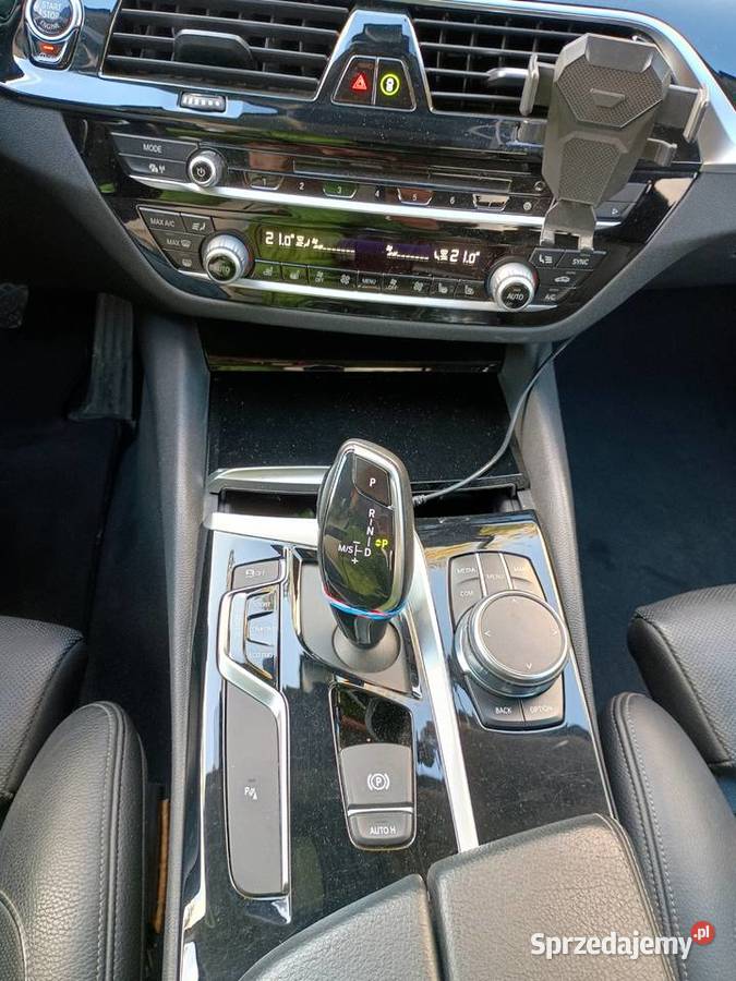 ŁADNE BMW G 30 520 d xd z roku 2017 2000cm3 śląskie Ruda Śląska