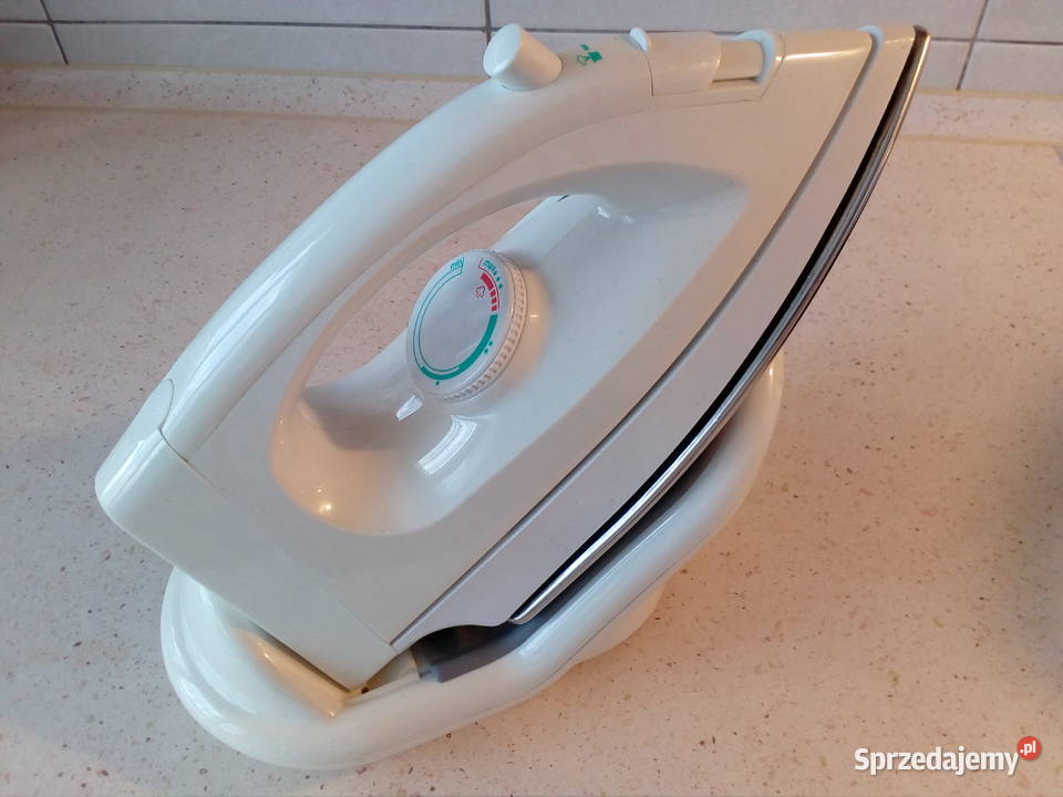 Żelasko bezprzewodowe Steam Iron o mocy 1200 W Konin