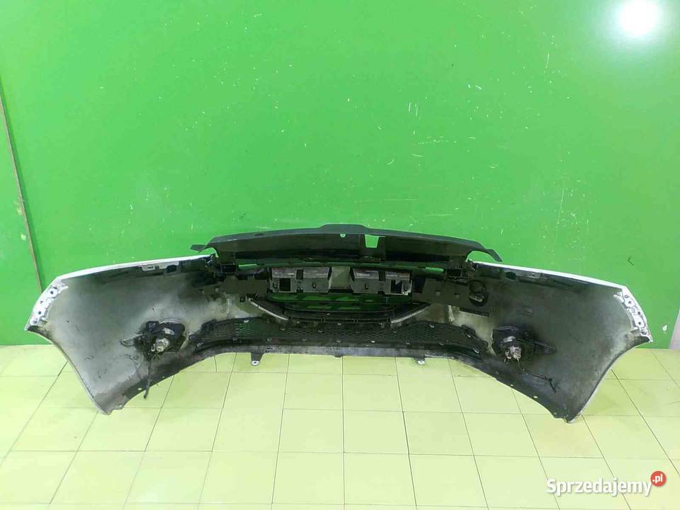 PEUGEOT 208 I 12 VTI 13r 3D zderzak przod
