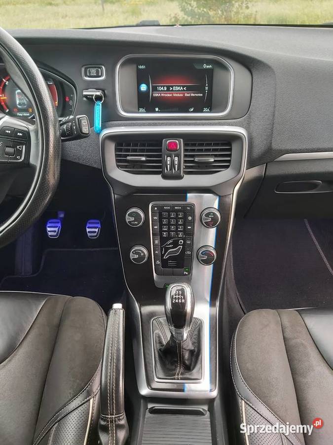 Volvo V40 RDesign 2015r 20D 120 182 system Start-Stop Syców