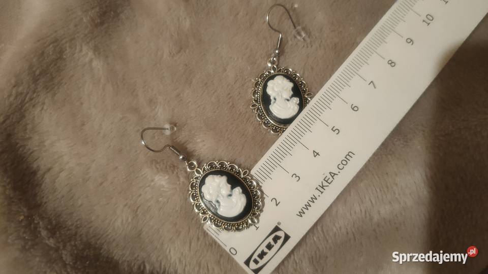 Kolczyki kamea kamee z kameami kobieta kobietami Tarnowskie Góry
