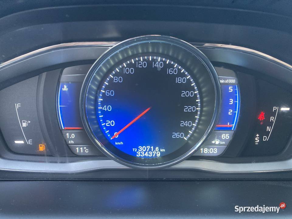 Volvo XC60 24 RDesign 240 Rok produkcji 2014 Oleśnica Mała sprzedam
