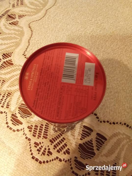 Lindt świąteczna puszka Boże Narodzenie mazowieckie Warszawa