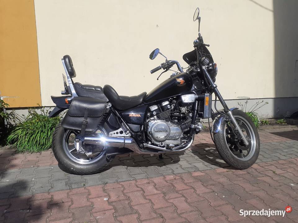 Honda vf 700 magna 1985 Honda Piotrków Trybunalski