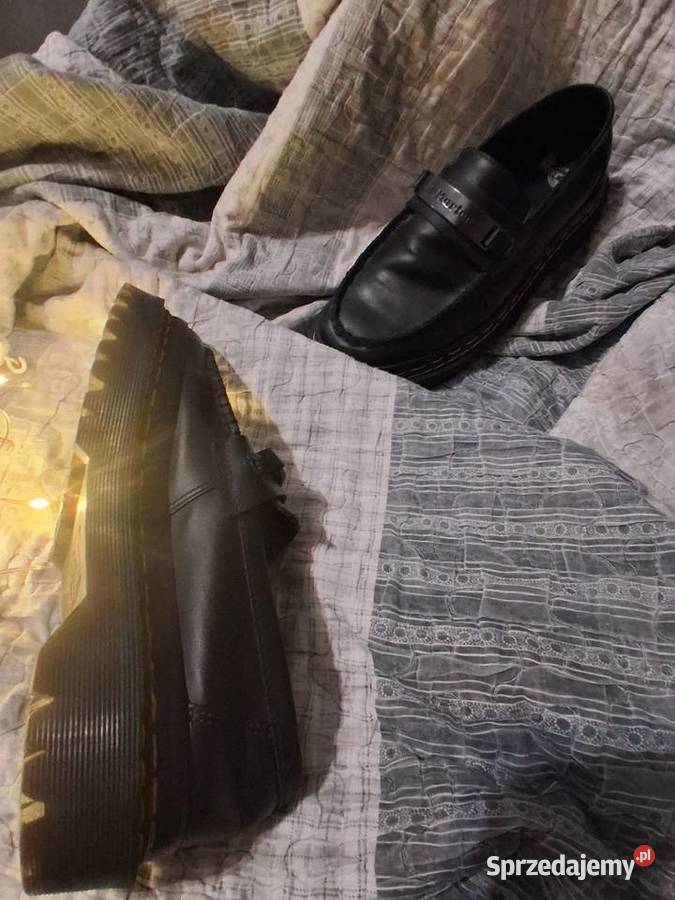 Dr Martens
Półbuty Skóra Kolor Czarny Inowrocław sprzedam