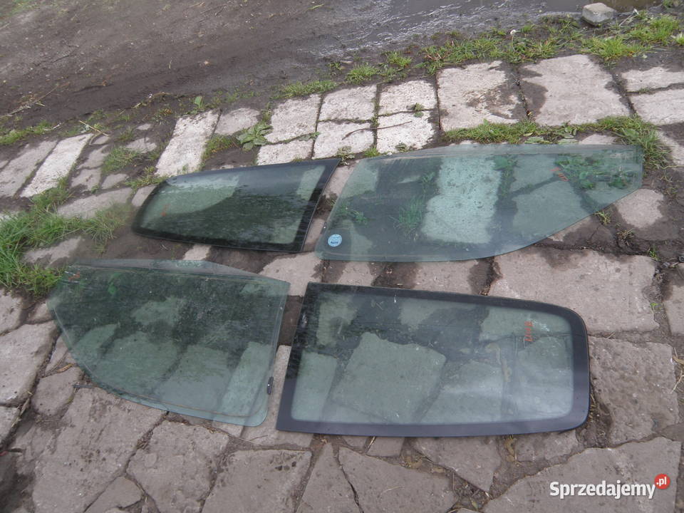 Szyba boczna drzwi lewa prawa Renault Clio II 98