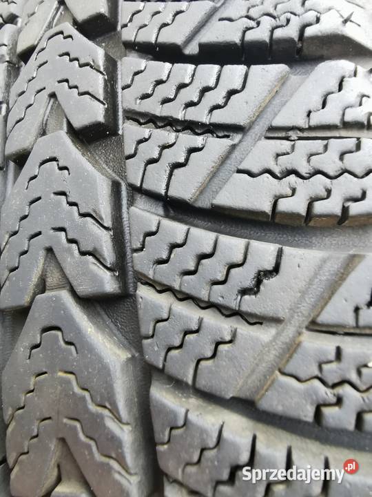 Opony zimowe 17570R13