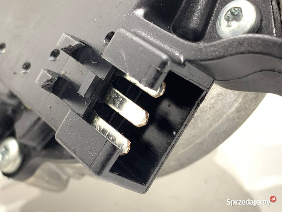 SILNIK WYCIERACZEK TYŁ OPEL ASTRA H 13105981