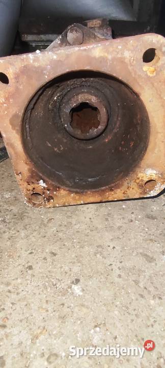 Przystawka kątowa c330