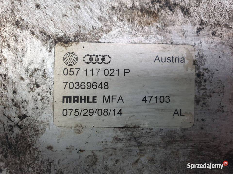 CHŁODNICZKA OLEJU AUDI A8 L D4 057117021P