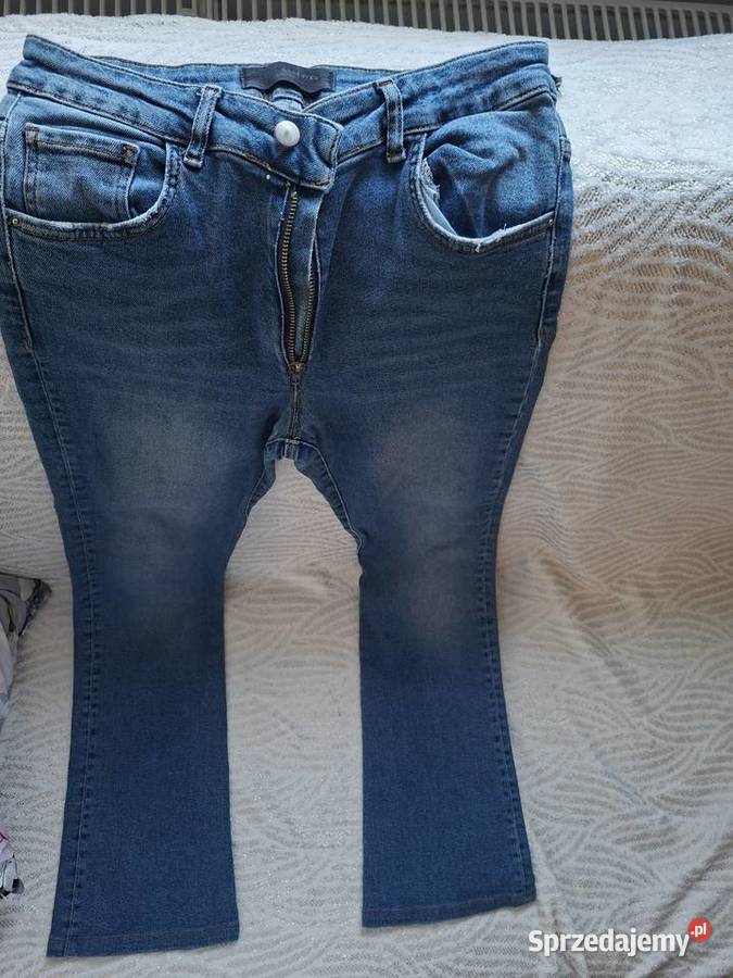 Sprzedam spodnie Jeansy 38 rozmiar Spodnie