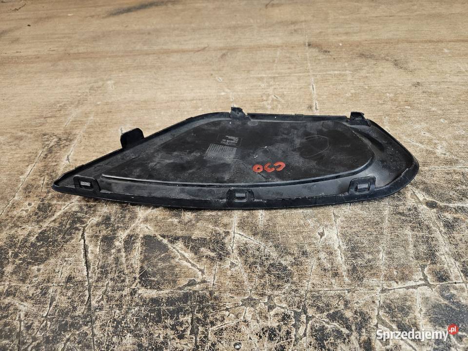 VOLVO C30 LIFT KRATKA PRAWA ZDERZAKA PRZÓD Międzychód