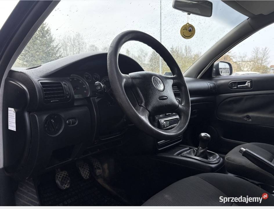 Volkswagen Passat 20 115 LPG HAK manualna Passat Pińczów