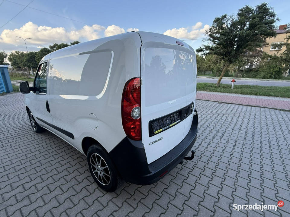Opel Combo Opel Combo 13CDTi 2015r Alufelgi