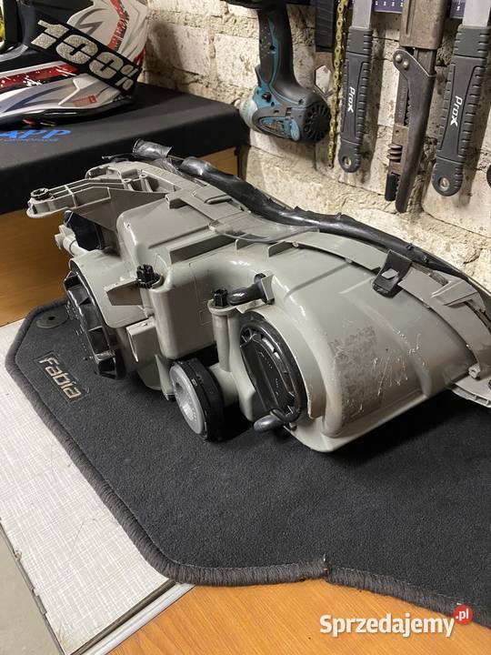 Lampa mercedes w203 podlaskie Augustów sprzedam