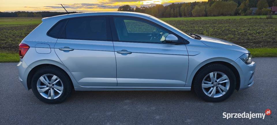 Volkswagen Polo VW Polo 2019 9990 95 benzyna bluetooth Łomnica