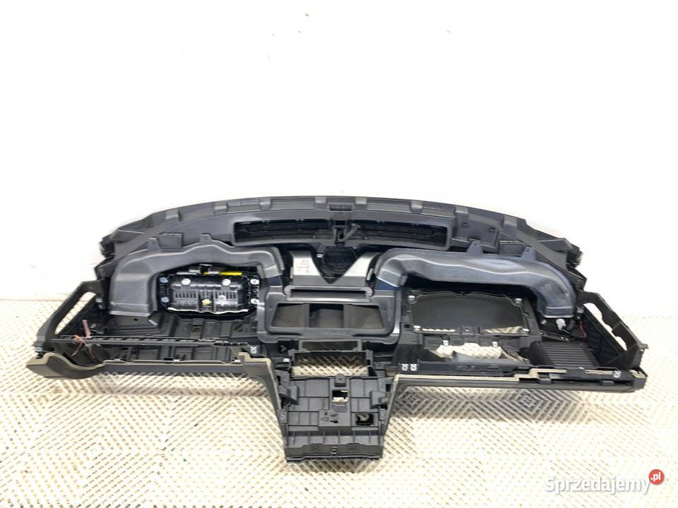 KOKPIT Z PODUSZKĄ PASAŻERA VW PASSAT B8 podkarpackie