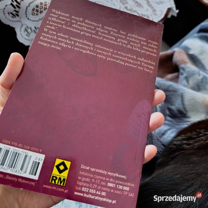książka z serii Atlas motyli wydawnictwa RM Poradniki, albumy i reportaże