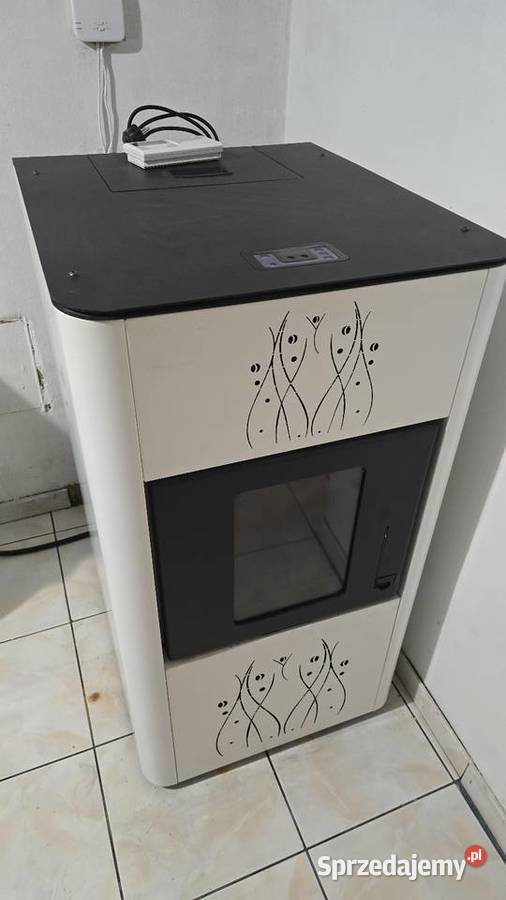 Lafat Komerc Kamin 15 piec na pellet z płaszczem pomorskie