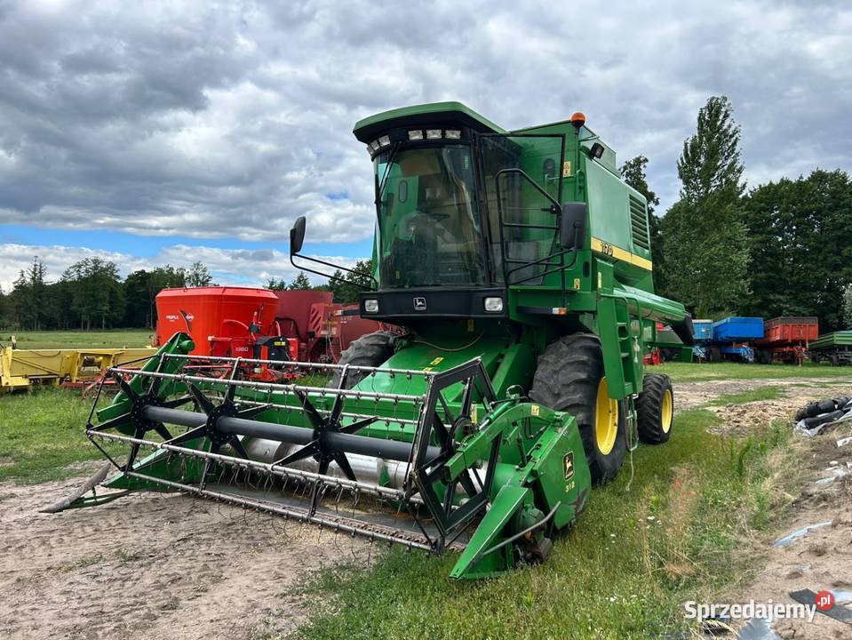 Kombajn Massey Ferguson MF 32 John Deere 1170 Uniejów