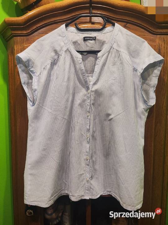 Koszulowa bluzeczka w drobne białobłękitne paski