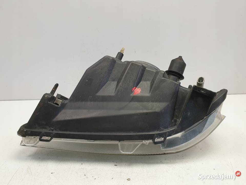 Dacia Logan 0408 PRZEDNIA LAMPA PRAWA prawy Janów