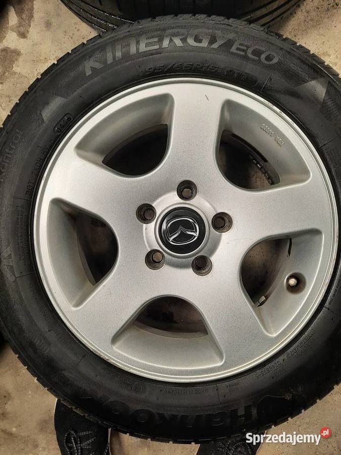 Felgi aluminiowe z oponami 15 mazda podkarpackie Rzeszów sprzedam