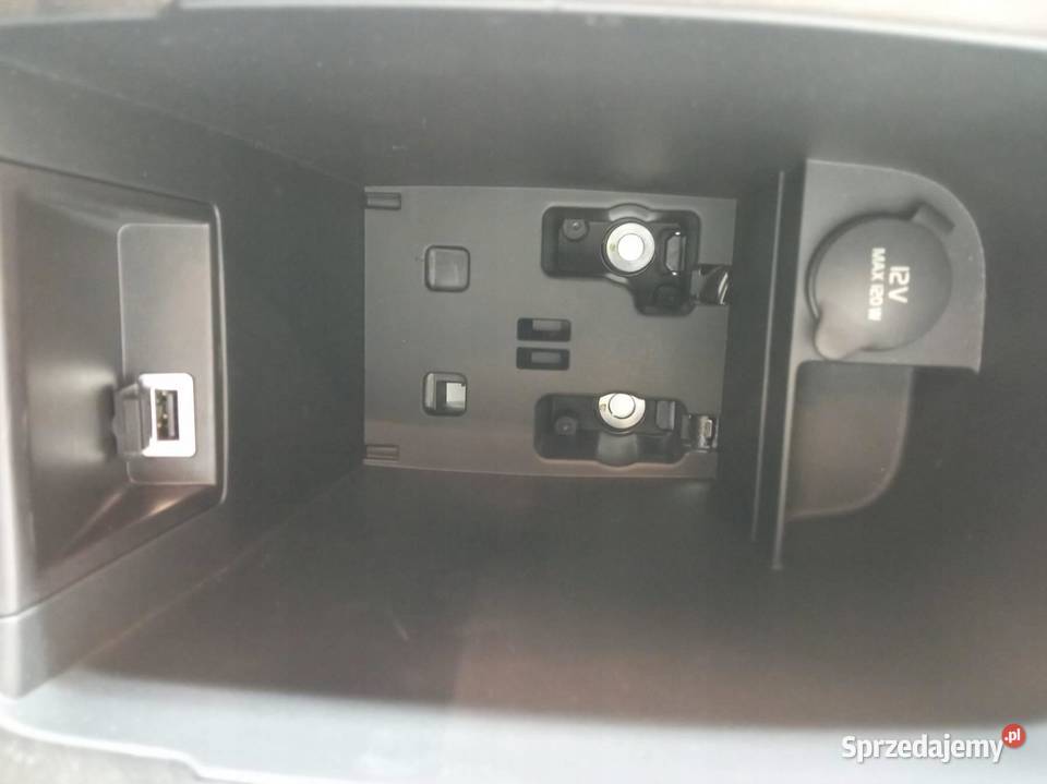 TUNEL ŚRODKOWY PODŁOKIETNIK Volvo V40 II sprzedam