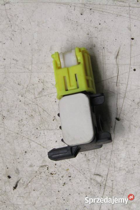 CZUJNIK UDERZENIA UDERZENIOWY MITSUBISHI osobowe