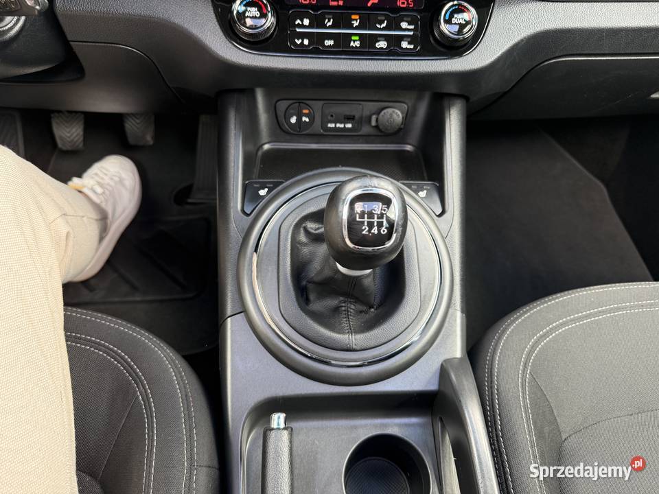 Kia Sportage 16BENZYNA Klimatronik Nawigacja wielkopolskie Konin sprzedam