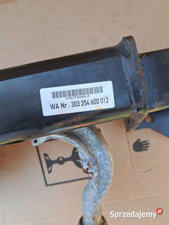 Hak Holowniczy BMW 3 E90 E91 6779424