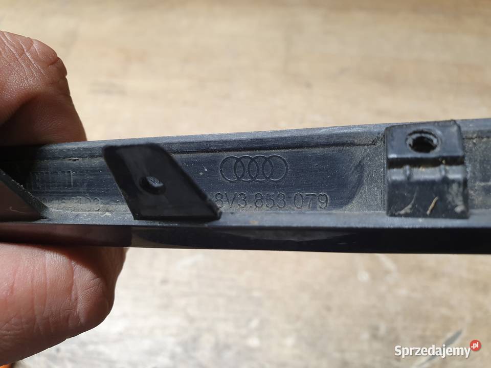 AUDI RS3 LISTWA ŚRODKOWA ZDERZAKA TYŁ TYLNA Części Międzychód