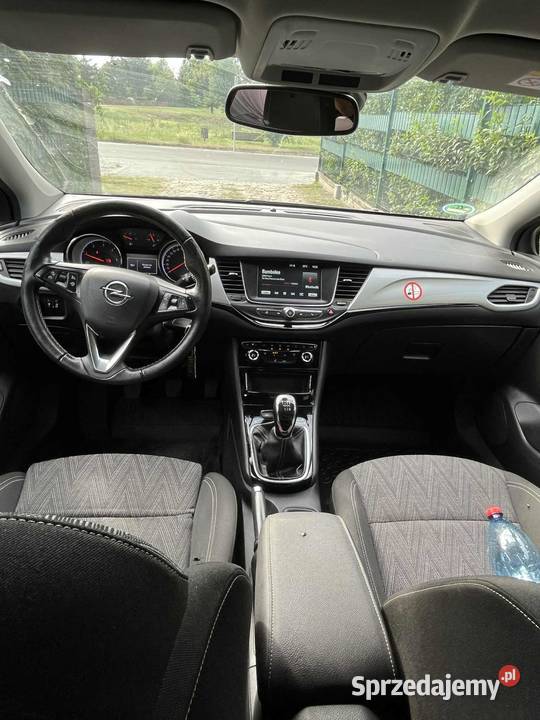 Astra KVLIFT2020rDobrze wyposażona161 Pełen Budzyń sprzedam