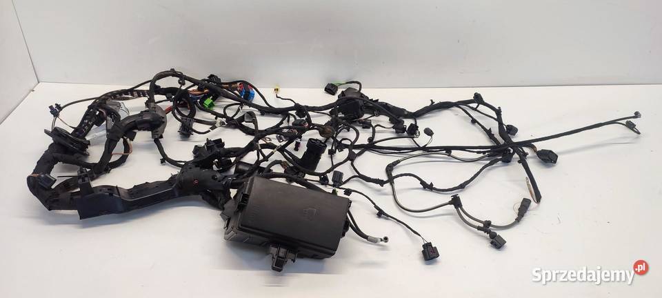 SKODA KAROQ WIĄZKA KOMORY SILNIKA 15 TSI DXDB