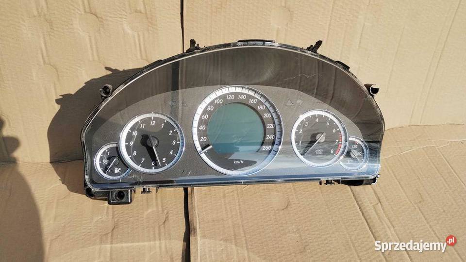 Licznik Zegary Mercedes W212 EKlasa Benzyna