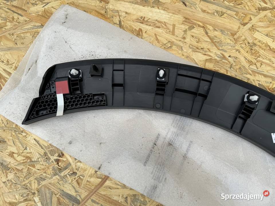 Listwa błotnika tył prawa rh Ford puma mk2 Sieraków