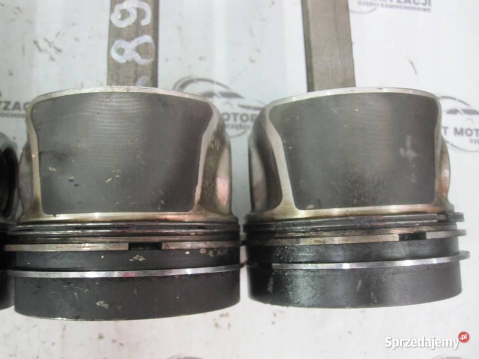 VW PASSAT 16 TDI 12R CAY 105 tłok korbowód 03LA świętokrzyskie