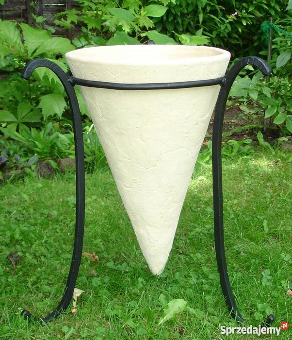 Sprzedam donicę ceramiczną w stojaku kowala 40 x Pozostałe Jelenia Góra
