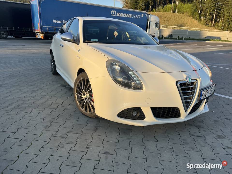 Alfa Romeo Giulietta Quadrifolio Verde QV