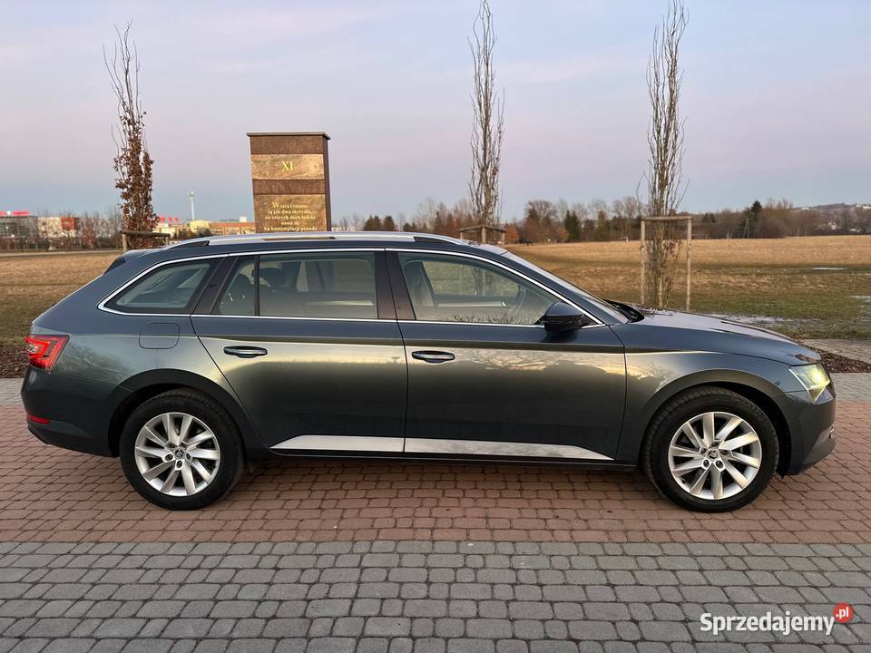 Skoda Superb Combi 20 TDI 190 4x4 DSG Salon 1968cm3 Superb Rzeszów