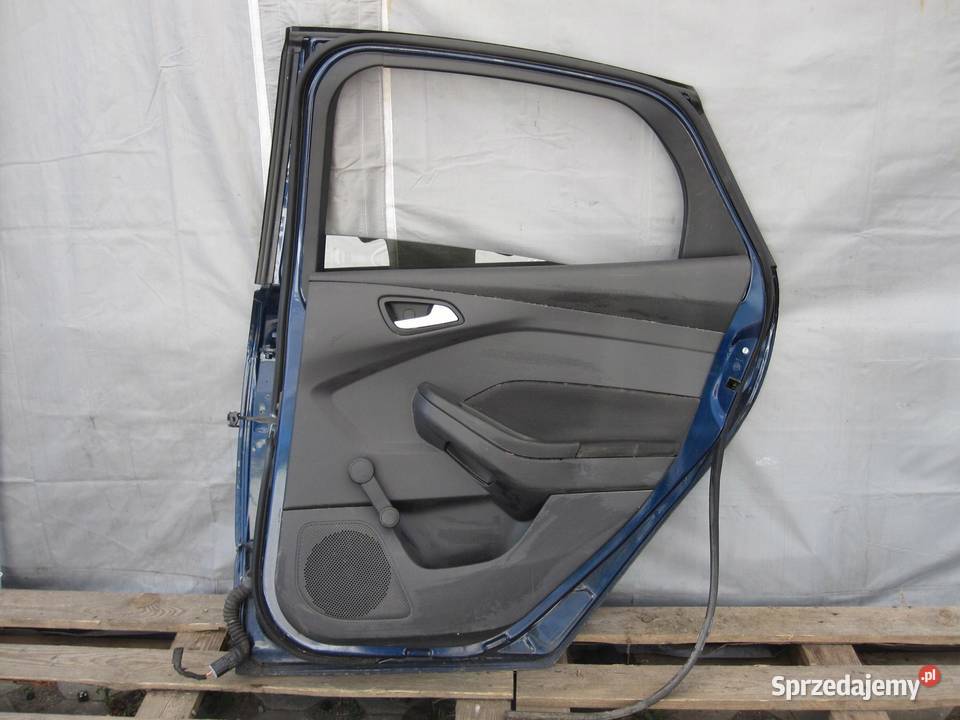FORD FOCUS MK3 III 12r drzwi prawe tył kompletne Drzwi