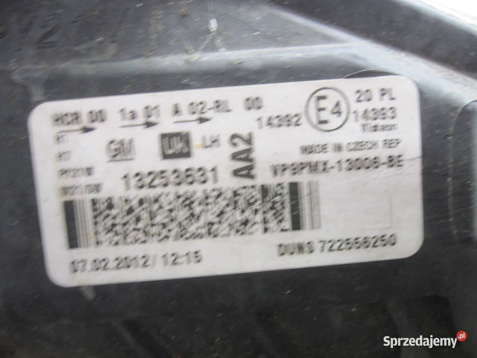 OPEL MERIVA B 12r lampa lewa przód ANGLIK