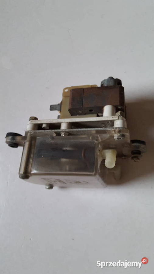 Pompka dozownik płynów pralki