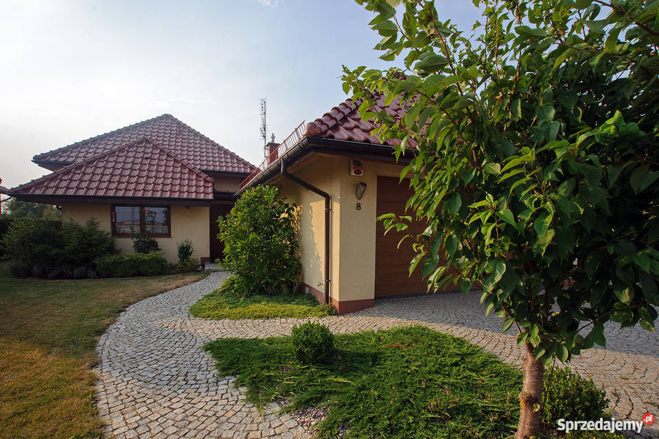 Sprzedam dom 1120m2 Mokronos Górny