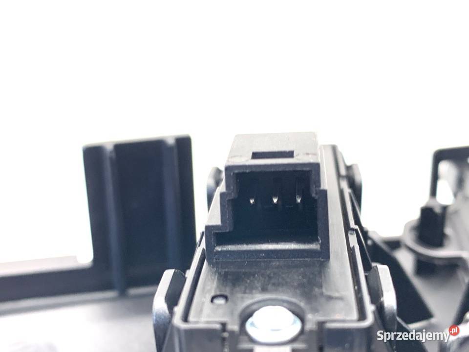 KLAMKA WEWNĘTRZNA LEWY PRZÓD MERCEDES W176 sprzedam