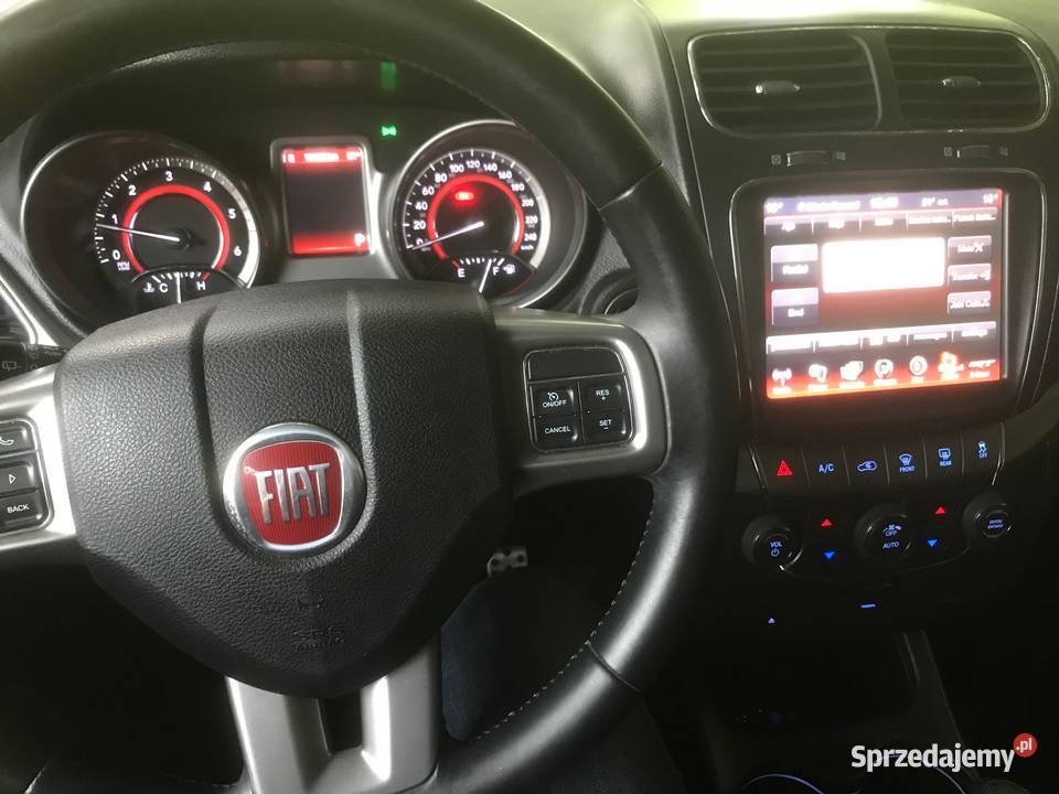 Fiat Freemont Cross Black Code 2015 162 000 173KM sprzedam