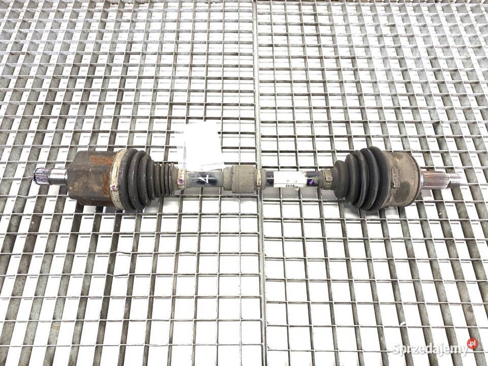 PÓŁOŚ LEWY PRZÓD HONDA HRV 15 130 PRZEGUB